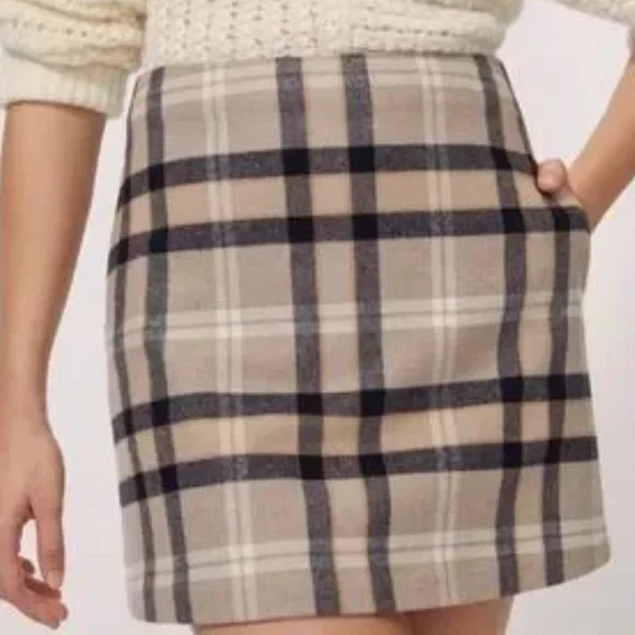 Wilfred Wool Blend Plaid Mini Skirt size 8 - Picture 2 of 13